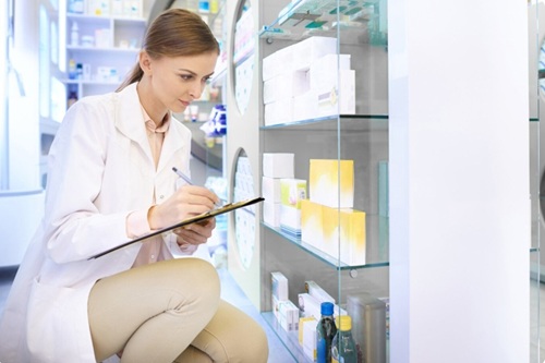 Controle de Estoque de Medicamentos